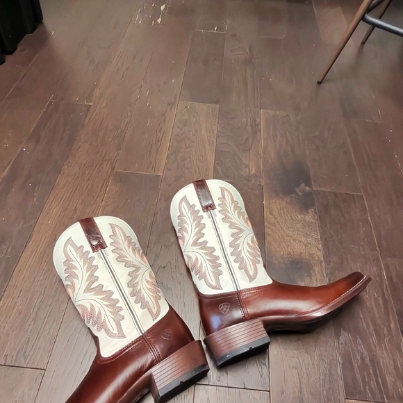 Ariat Mens 10.5 Renegade Cowboy Boot - Mahogany - Picture 7 of 16